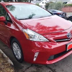 2012 Toyota Prius V, new Toyota battery