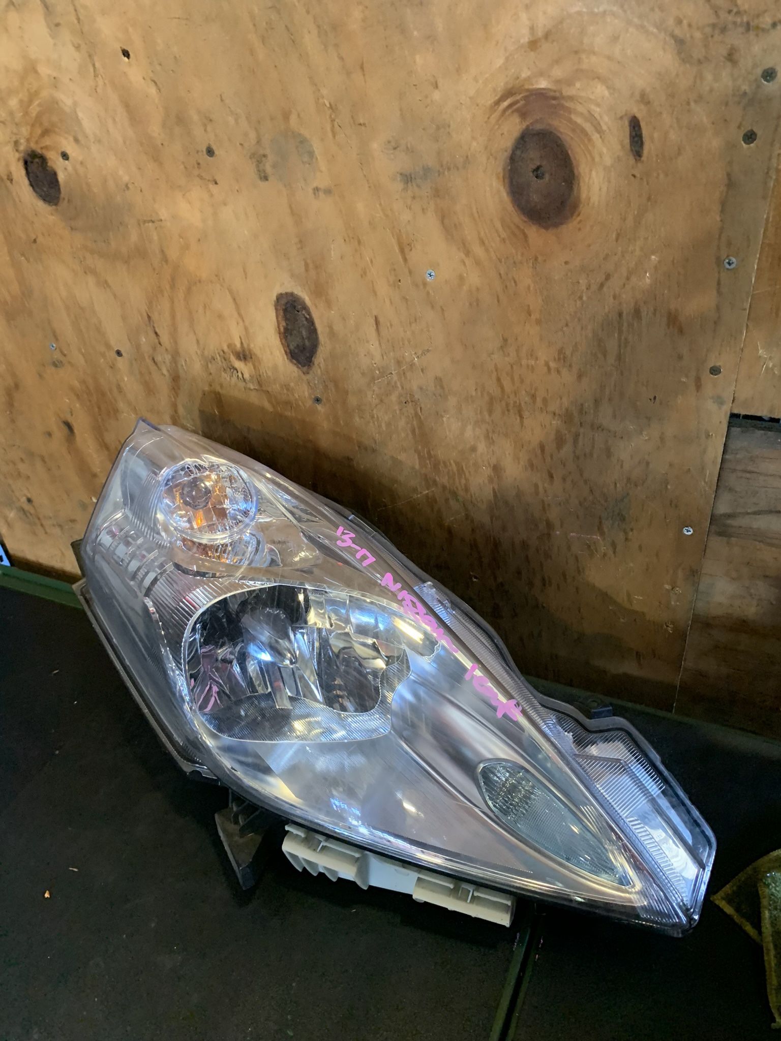 2013 2017 Nissan Leaf Passenger Right Headlight 