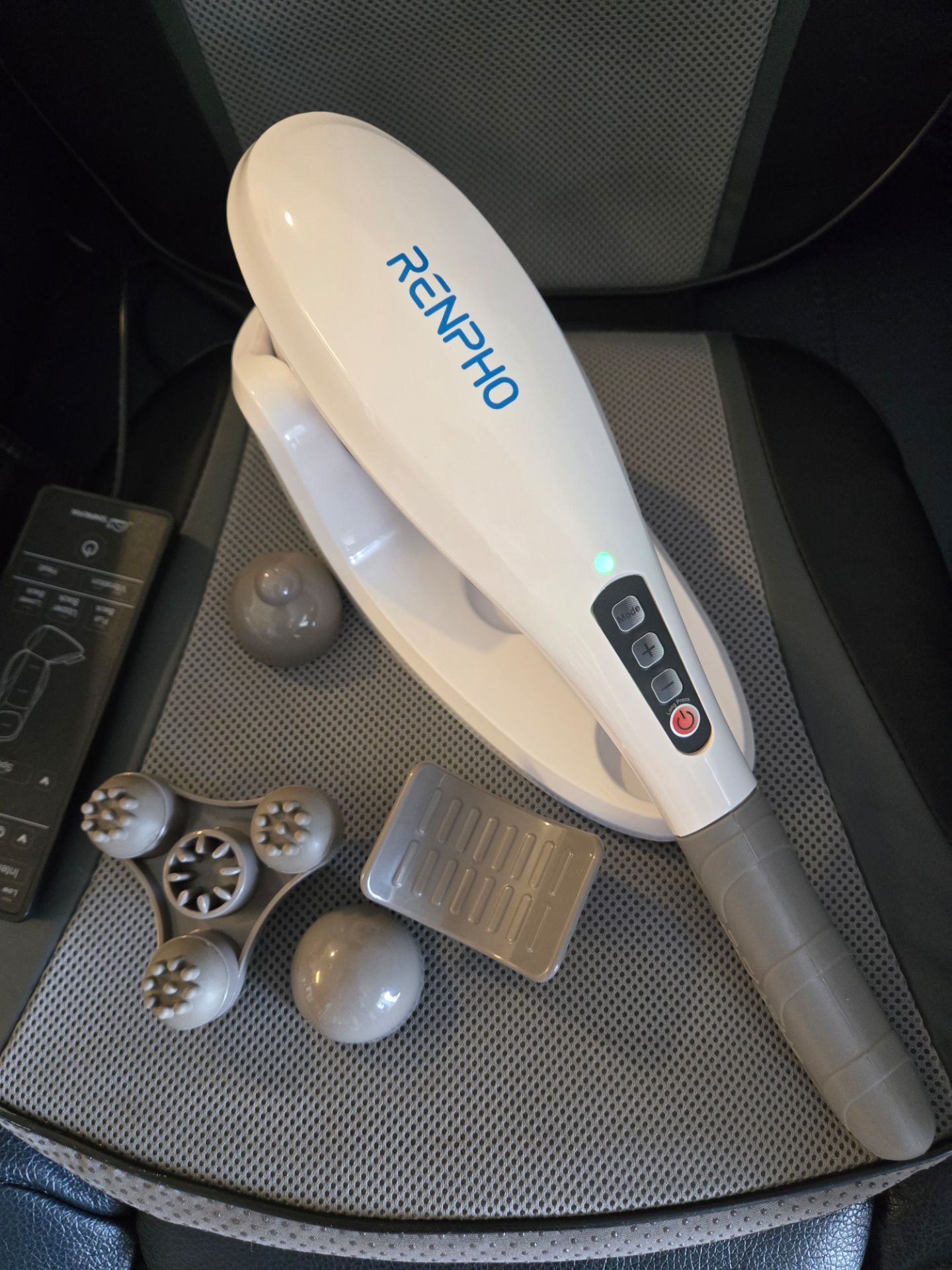 Snailax Shiatsu Neck and Back Massager with free Renpho handheld massager!