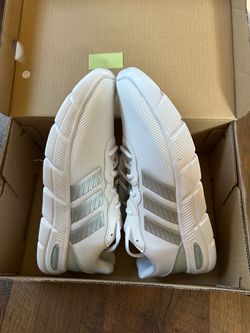 Women’s Adidas Cloudfoam Flex Shoes size 10