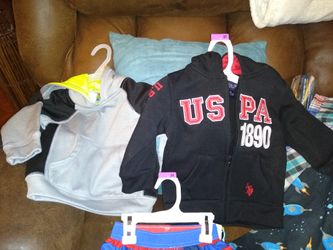 Size 2 t boys hoodies n mickey shorts