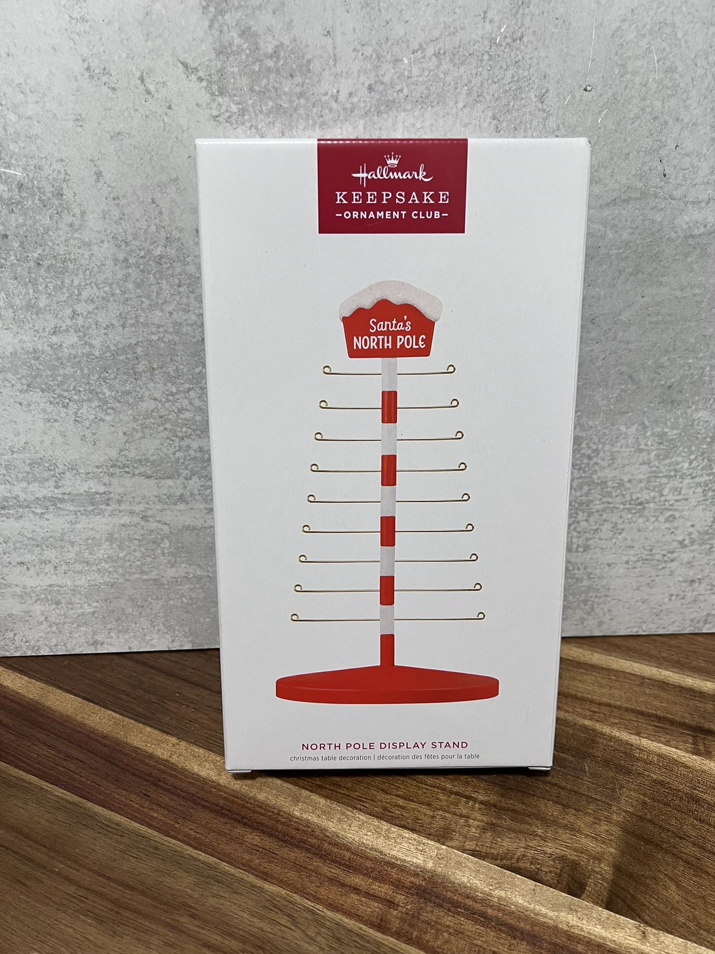 2024 HALLMARK NORTH POLE DISPLAY STAND KOC Exclusive - PLUS MINI HOOKS + SKIRT