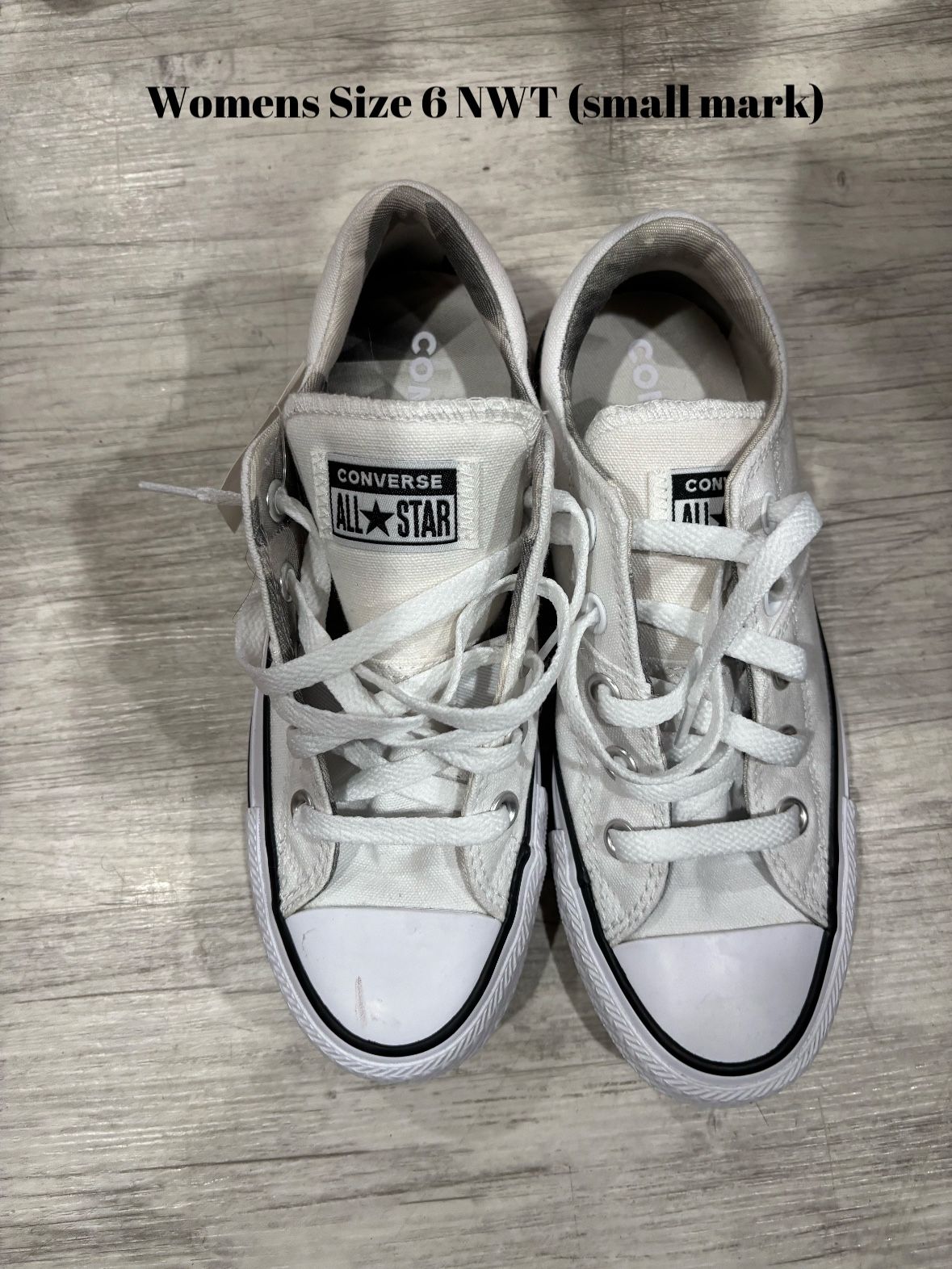 Women’s Converse 6 NWT