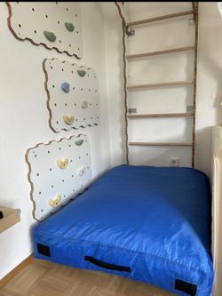 Sensory crash pad