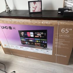 Brand New 65’ LG