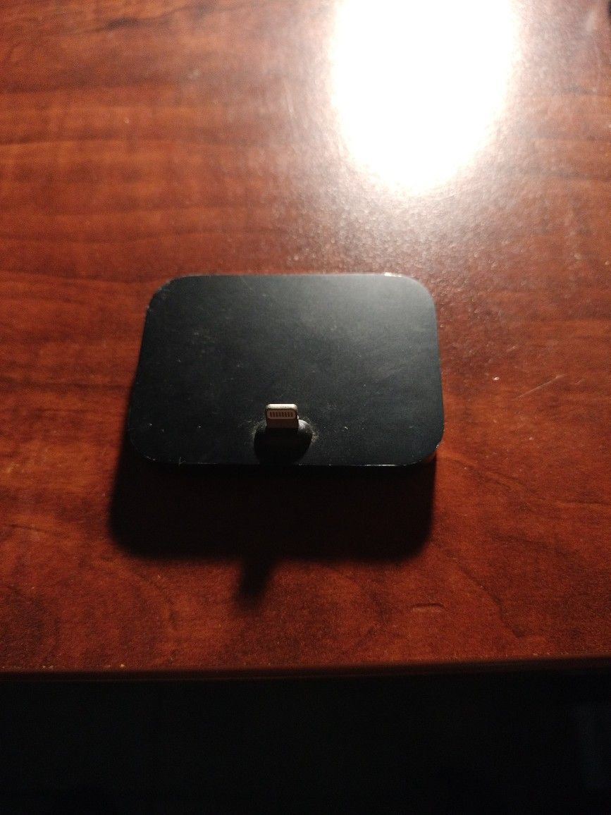Apple Lighting Dock