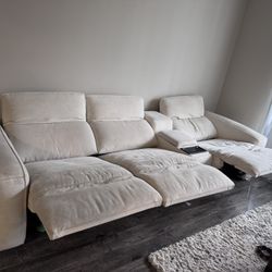 Moving! Need To Sell Asap! Willing To Negotiate! 4 Piece Sectional 