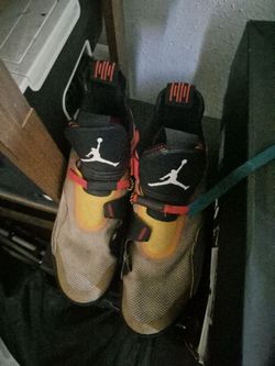 Pair of shoes