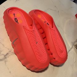 Brand new Red Nike women slide size 7