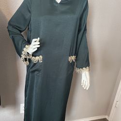 New Elegant abaya/Dress with Gold Accents size S