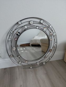 Round Wall Mirror