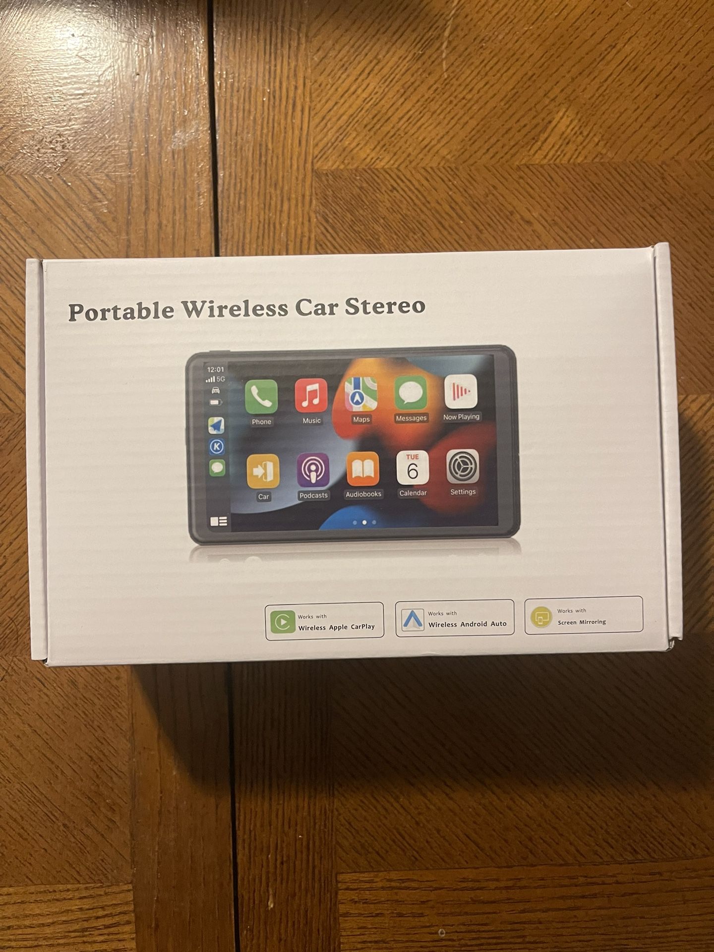Portable Wireless Car Stereo! BRAND NEW + Apple CarPlay