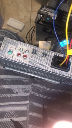 Open box new boss radio