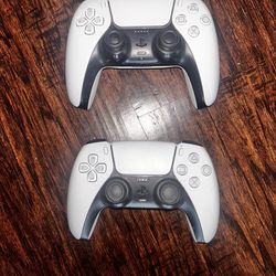PS5 Controllers