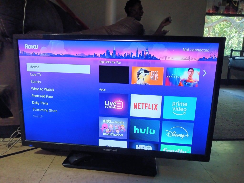 32-in Element Flat Screen TV With Remote