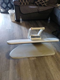 Portable clothing Iron