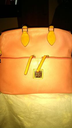 Dooney nburke pink leather