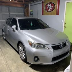 2013 Lexus CT 200h