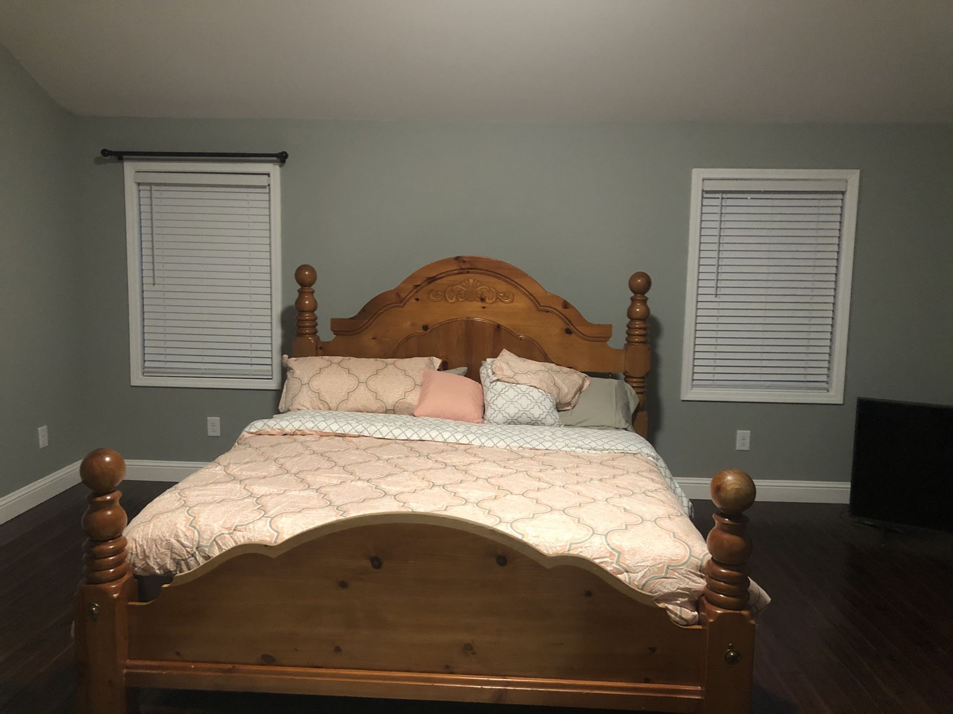 Bedroom Set for Sale