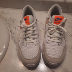 Nike, big boys zise 5
