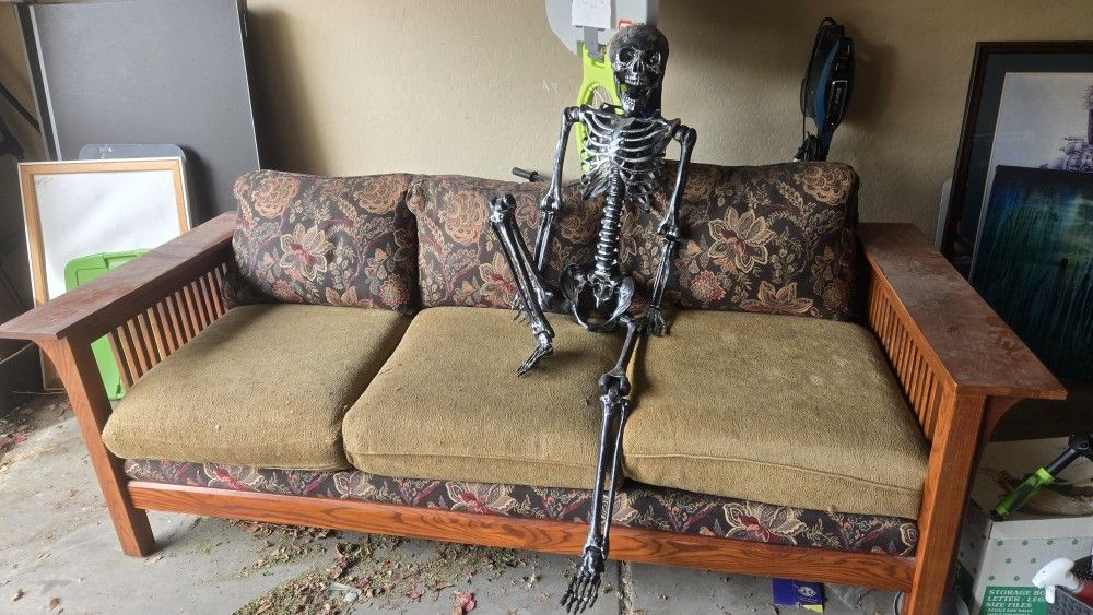 FREE Mission Style Couch FREE