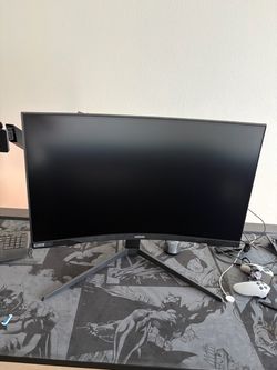 Samsung Odyssey G7 27” 240Hz 1440p Curved Gaming Monitor