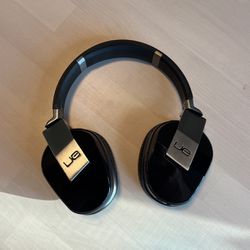 UE 9000 Wireless Headphones
