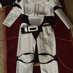 Disney Deluxe Star Wars Stormtrooper Kids Costume Size 9 / 10