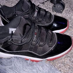 Jordan 11s 