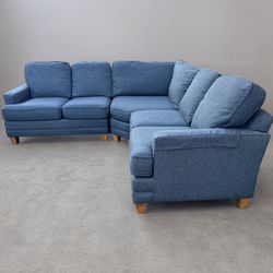 Bassett Blue Corner Sectional Couch - I can Deliver - Awesome condition