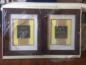 Solid wood picture frame