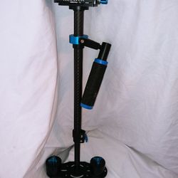Neewer 24"/60cm Handheld Stabilizer with Quick Release Plate