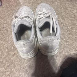 Yeezy 700 Analog