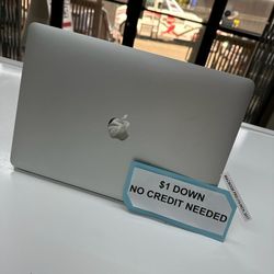 Apple MacBook Air 2015 11 Inch - Core I5 4GB RAM 128GB 