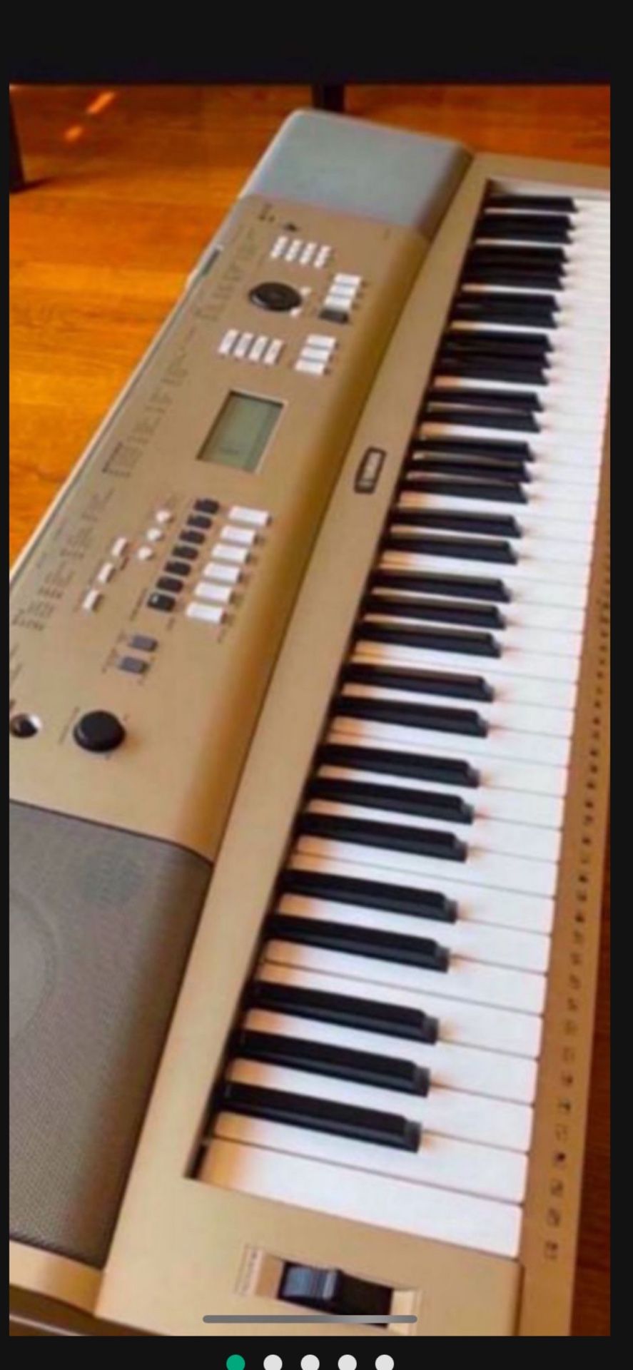 YAMAHA PIANO KEYBOARD