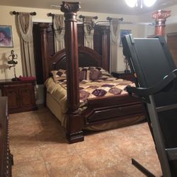King Bedroom Suit