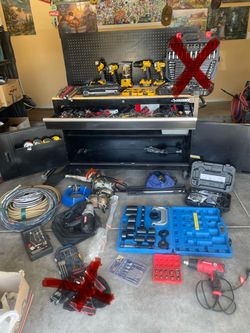 Assorted tools / husky tool cabinet