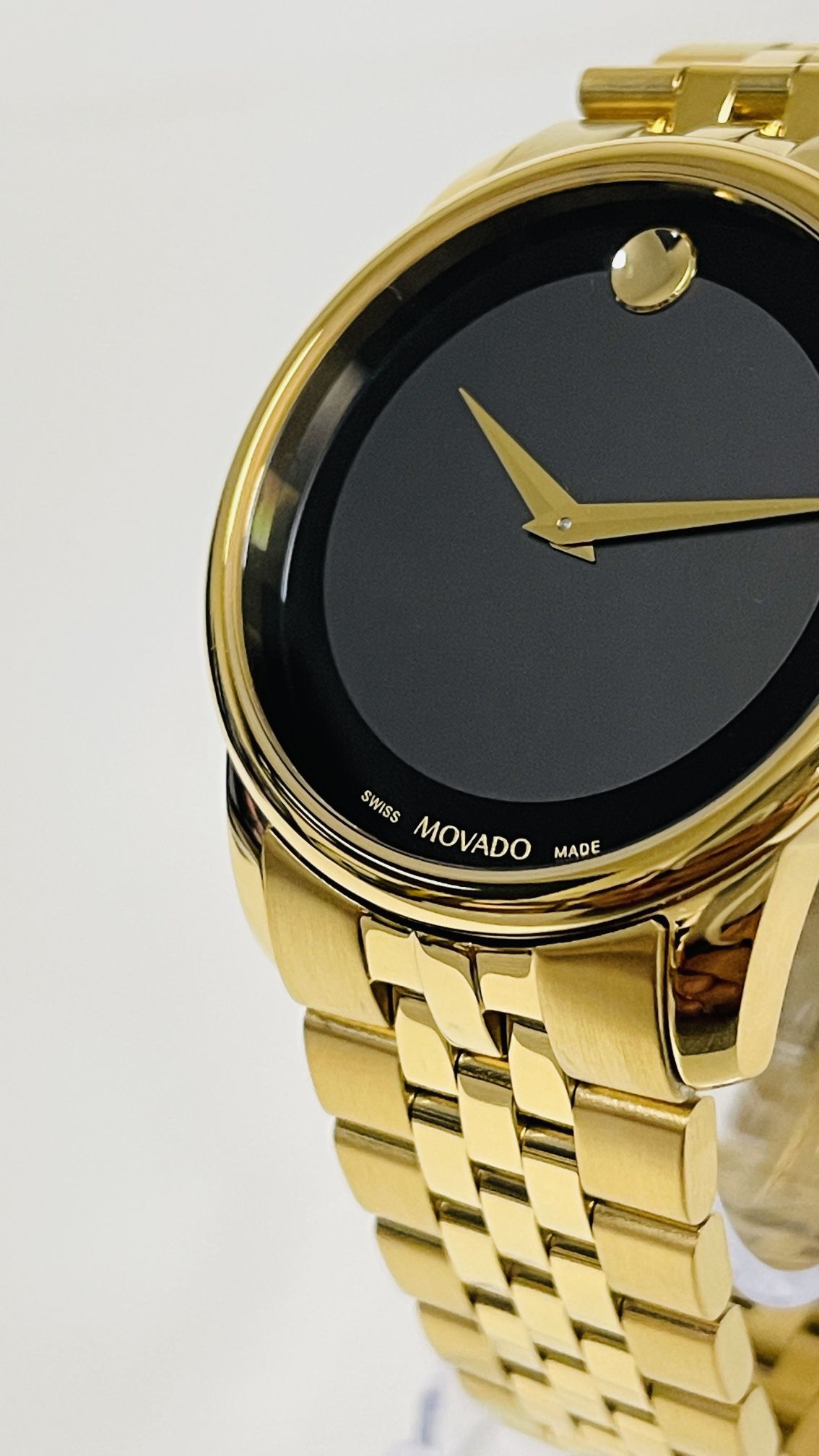Movado Museum Classic Black Dial Gold Tone Men’s Watch