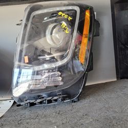 2020 - 22 - KIA TELLURIDE- LEFT- HEADLIGHT 