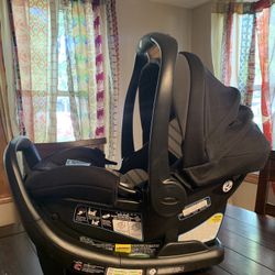Graco Infant Car seat 
