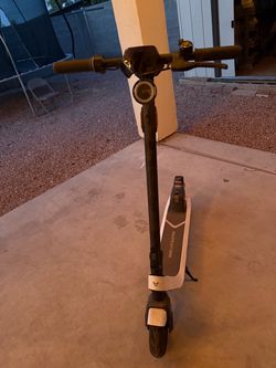 Electric scooter