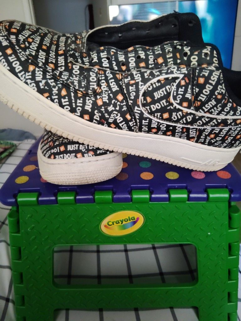 Men's Just Do It Nike Force