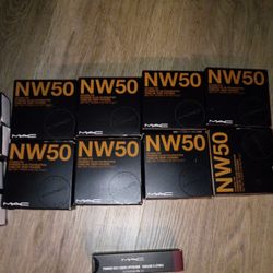 Mac Makeup Studio Fix Powder Plus And Fluid Foundation Spf 15 And Powder Kiss Lip Color