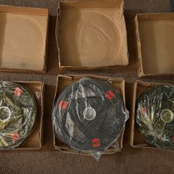 Weight Plates Pairs of 25 and 35 *$1 PER POUND*