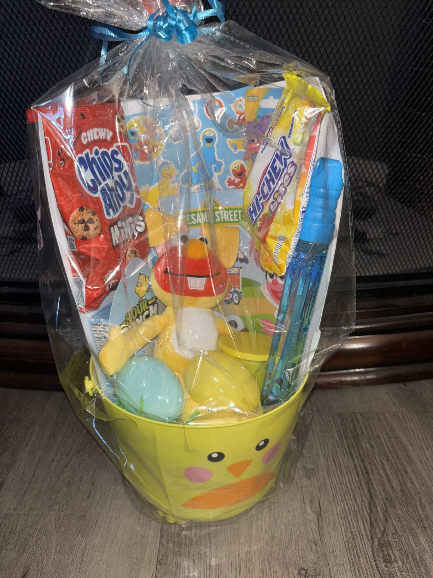 ❤️ ❤️ Red Elmo Plush Easter Basket with | Mercari Sesame Street Easter Basket