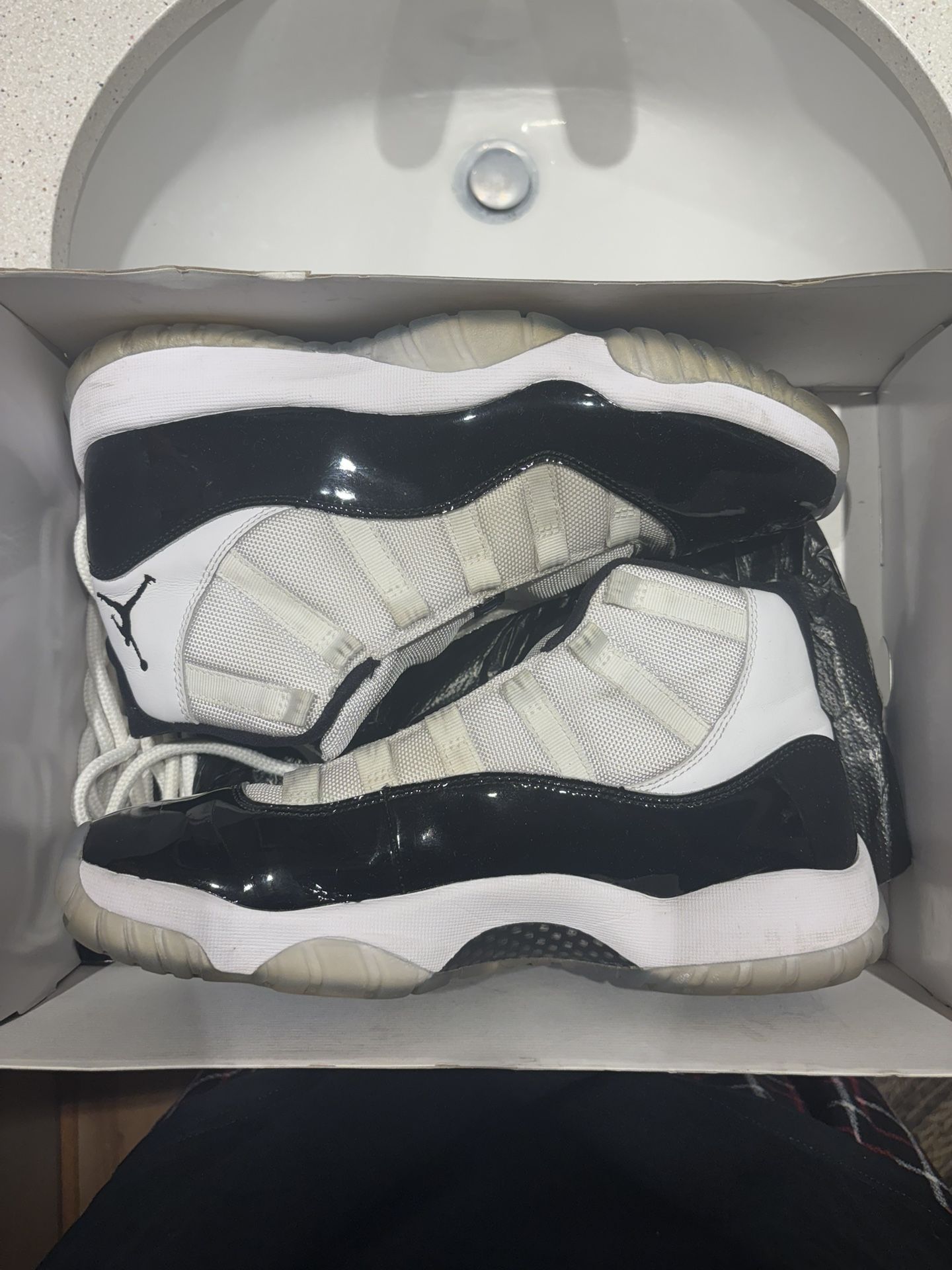 Jordan 11s concords 