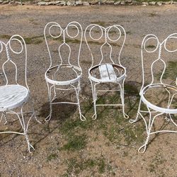 4 Twisted Metal Chairs $120