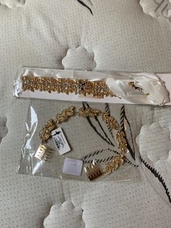 Head piece and matching belt