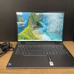 Lenovo Yoga 2-in-1 Ultra 7 1tb 16 gb ram 1.70 GHz windows 11 touchscreen no offers or trades please!!
