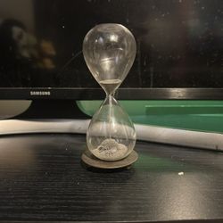 Magnetic Sand Hourglass